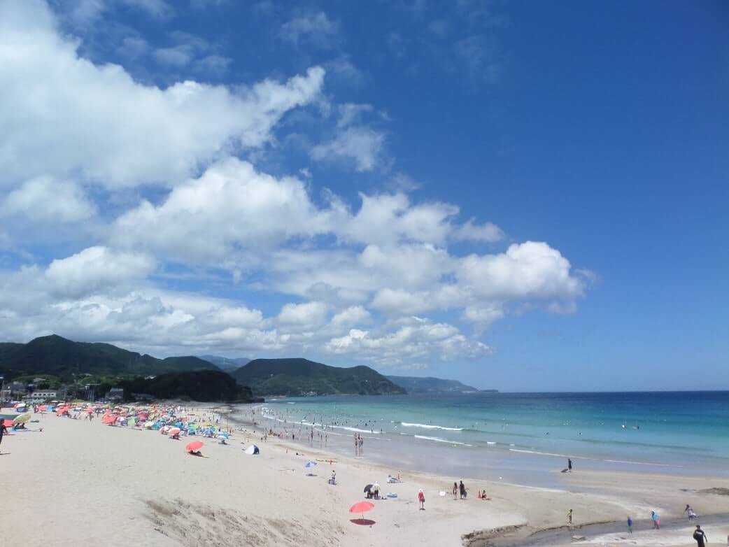Wakacje w Japonii - plaża Shirahama w Shimodzie